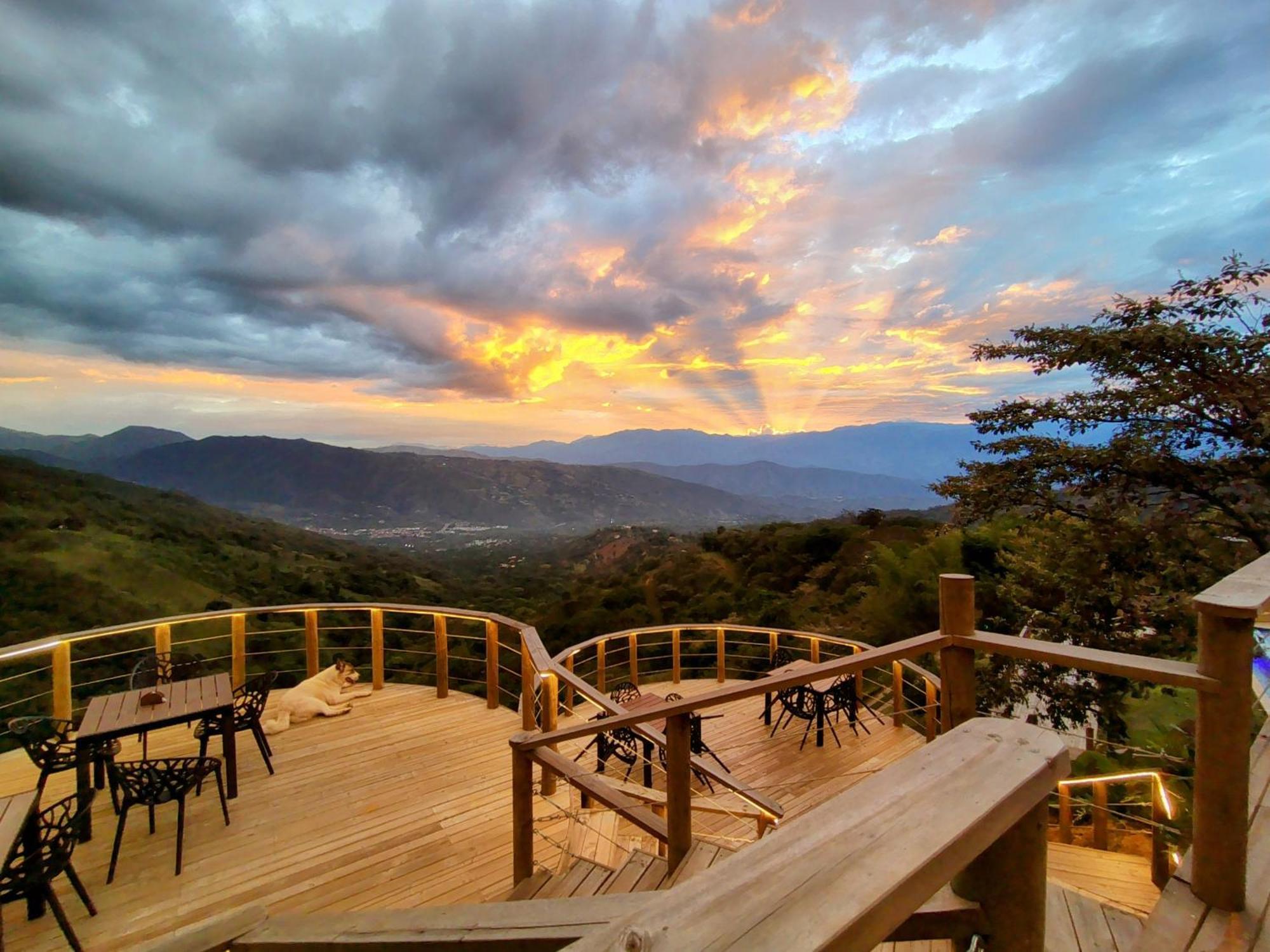 Nalua Glamping Y Hotel San Jeronimo  Exterior foto